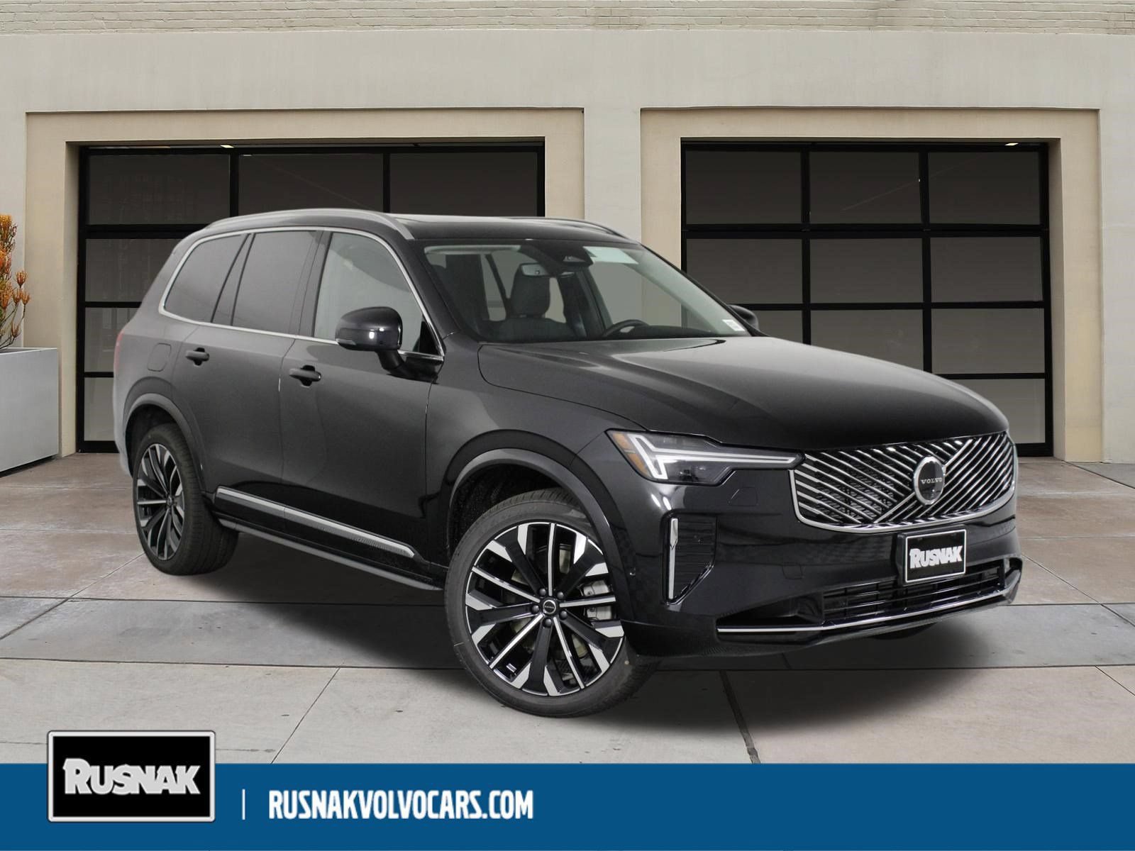 New 2026 Volvo XC90 T8 Plus