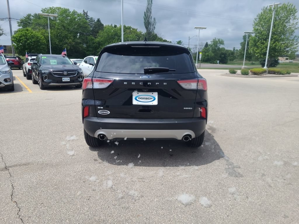 Used 2022 Ford Escape SE AWD/4WD image 5