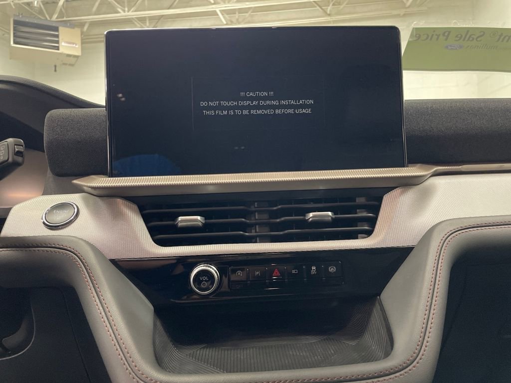 New 2025 Ford Explorer Active w/ Active Comfort Package image 21