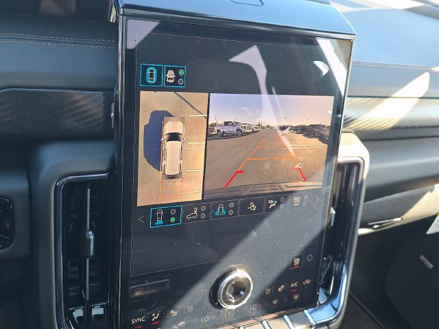 New 2026 GMC Yukon AT4 w/ AT4 Premium Plus Package AWD/4WD image 9