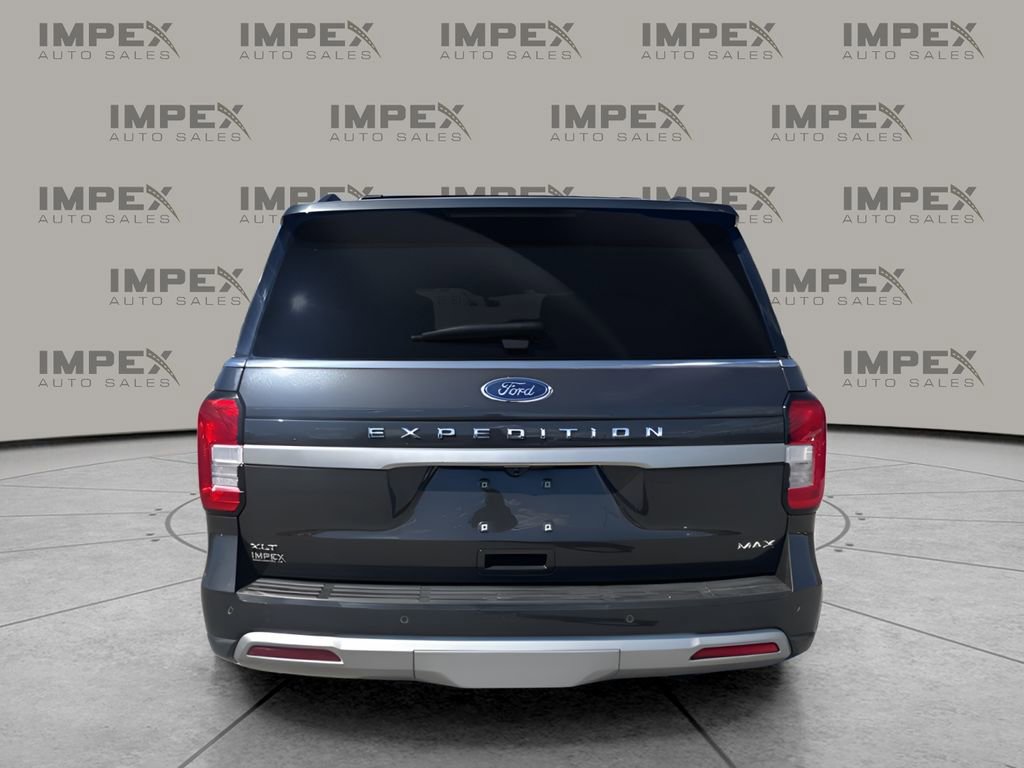 Used 2024 Ford Expedition Max XLT image 4