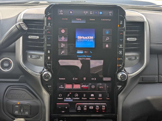 New 2026 RAM 2500 Laramie AWD/4WD image 19
