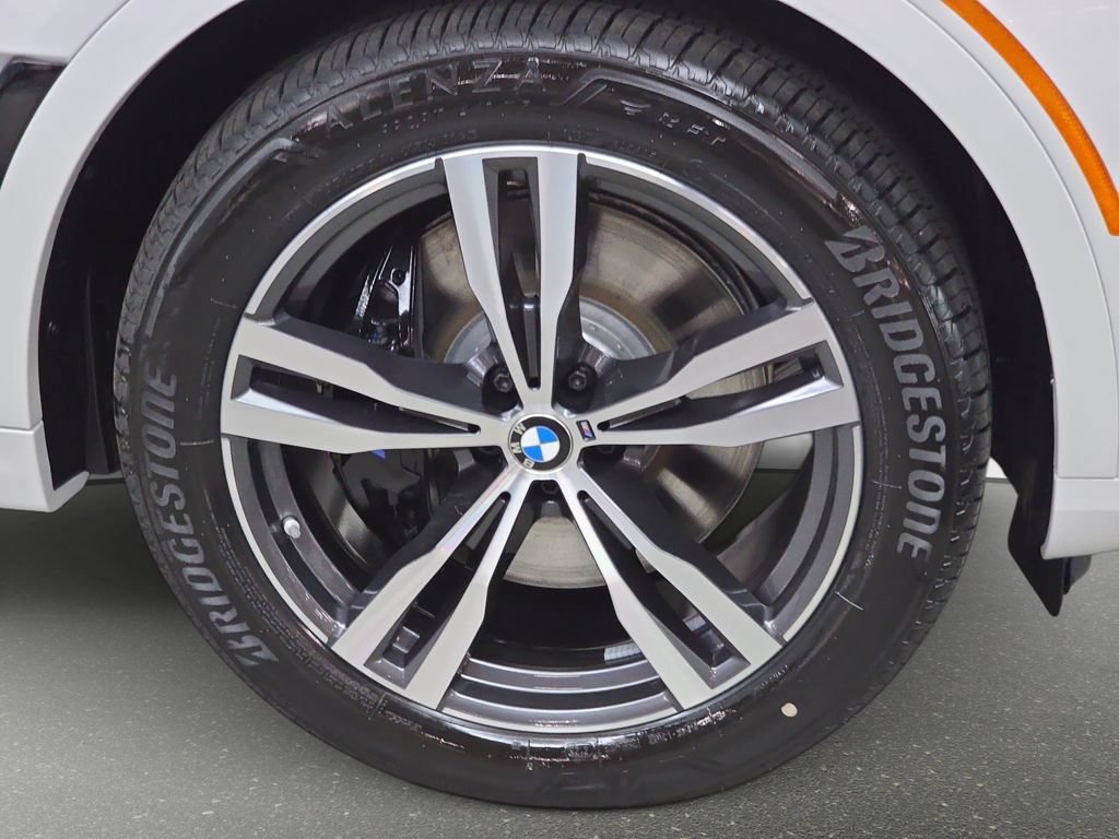 New 2027 BMW X7 M60i AWD/4WD image 32