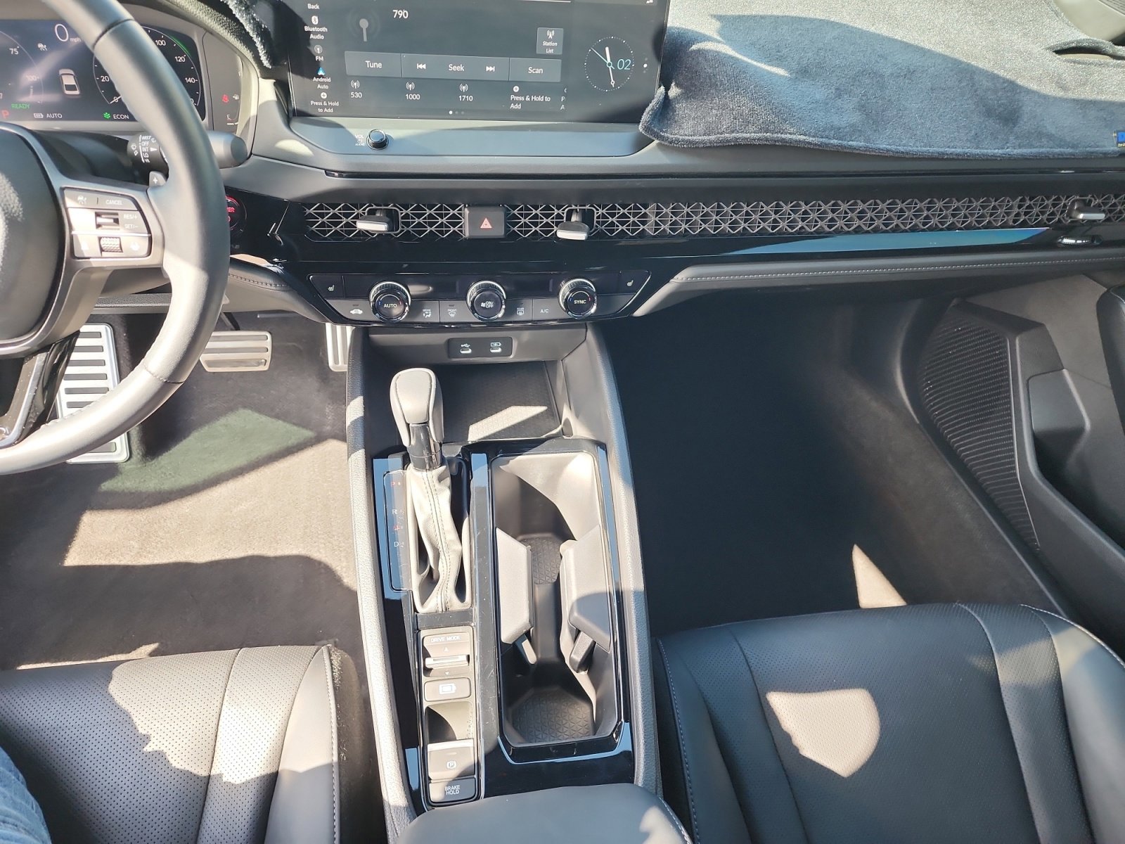 Used 2023 Honda Accord Sport image 15