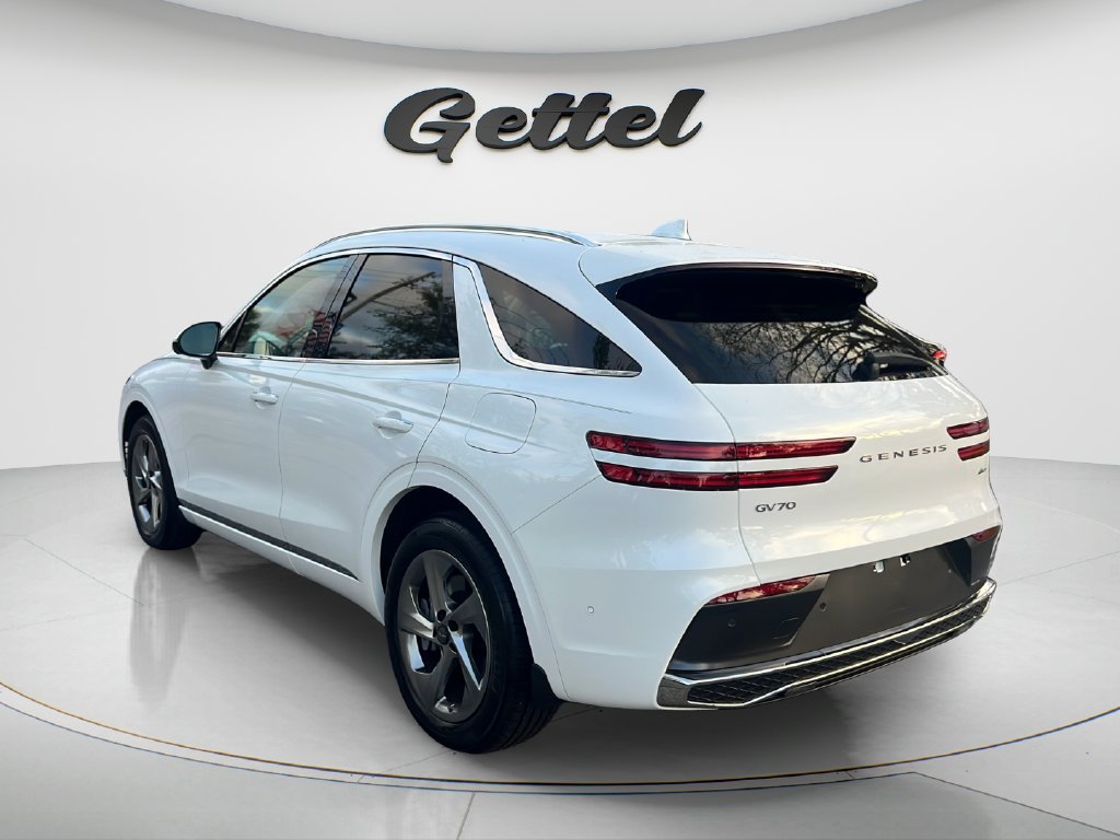 Used 2026 Genesis GV70 2.5T Advanced AWD/4WD image 7