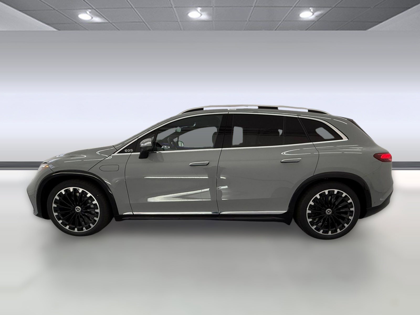 New 2026 Mercedes-Benz EQS 550 4MATIC SUV image 2