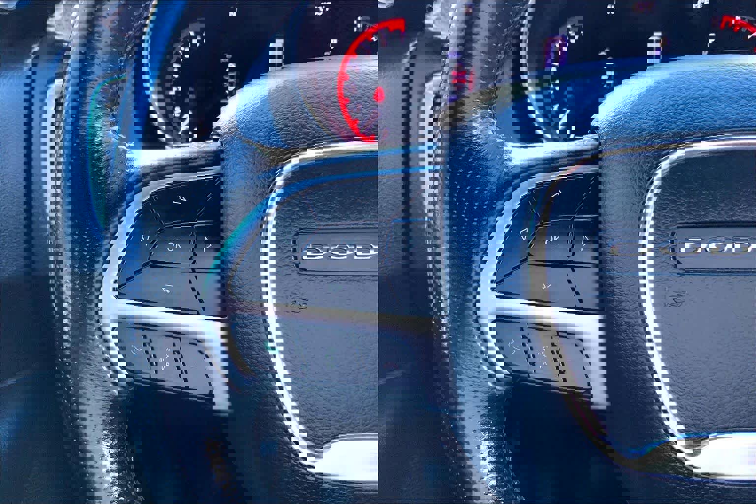 Used 2020 Dodge Durango SXT image 24