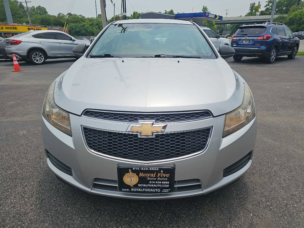Used 2011 Chevrolet Cruze LS image 9