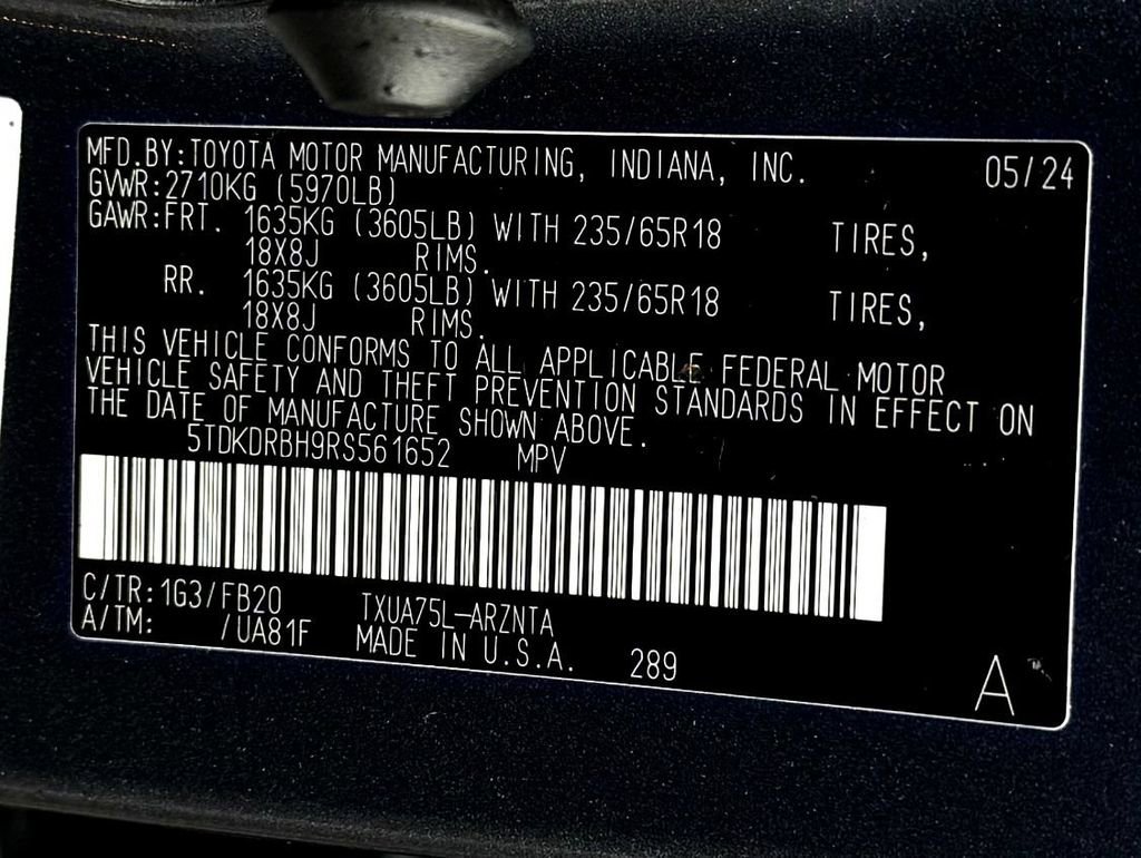 Used 2024 Toyota Highlander Limited image 38