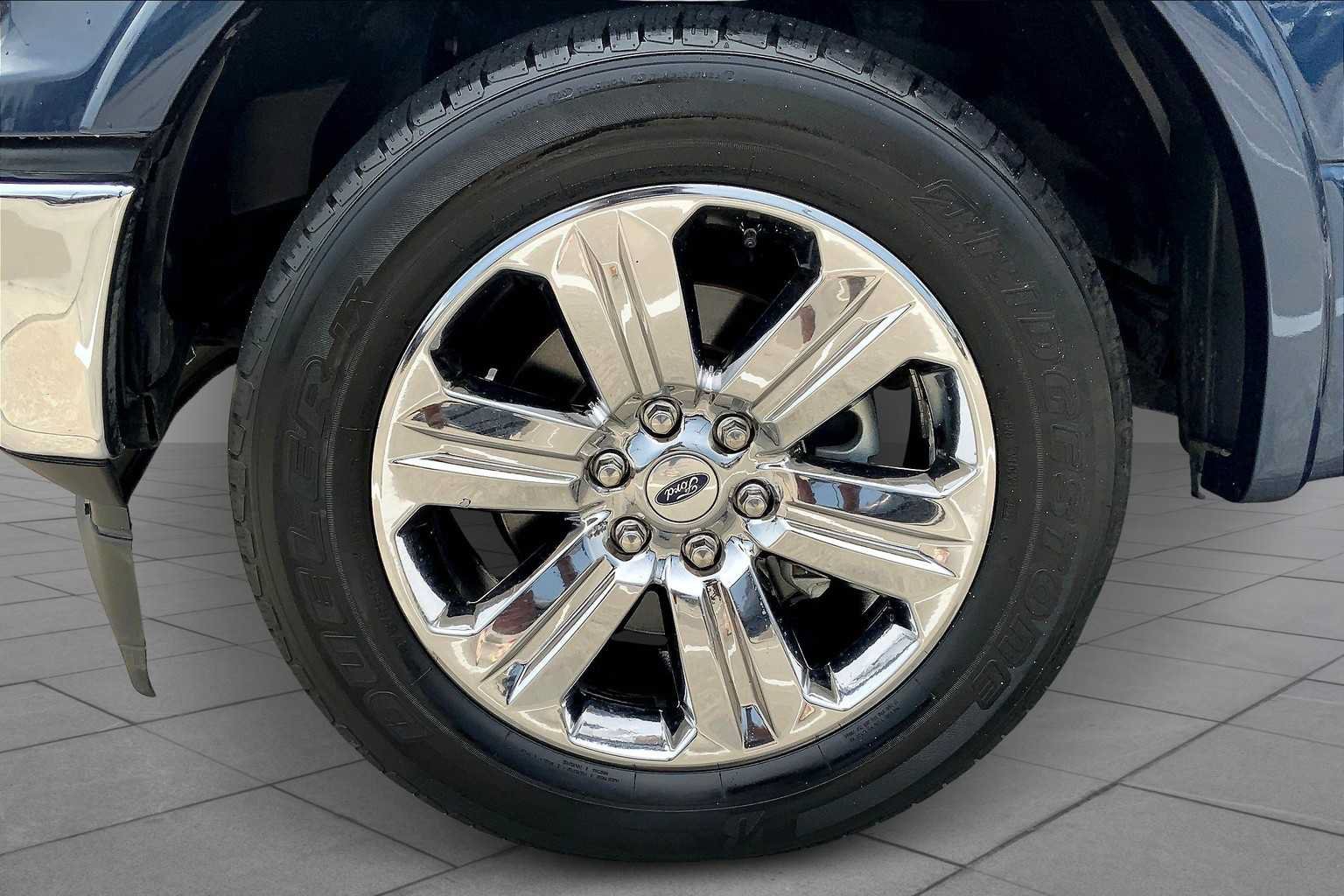 Used 2020 Ford F150 Lariat RWD image 11