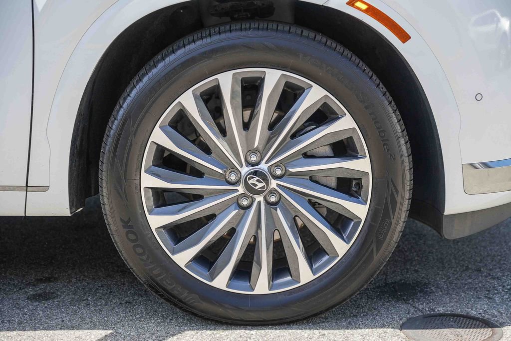 Used 2025 Hyundai Palisade Calligraphy FWD image 10