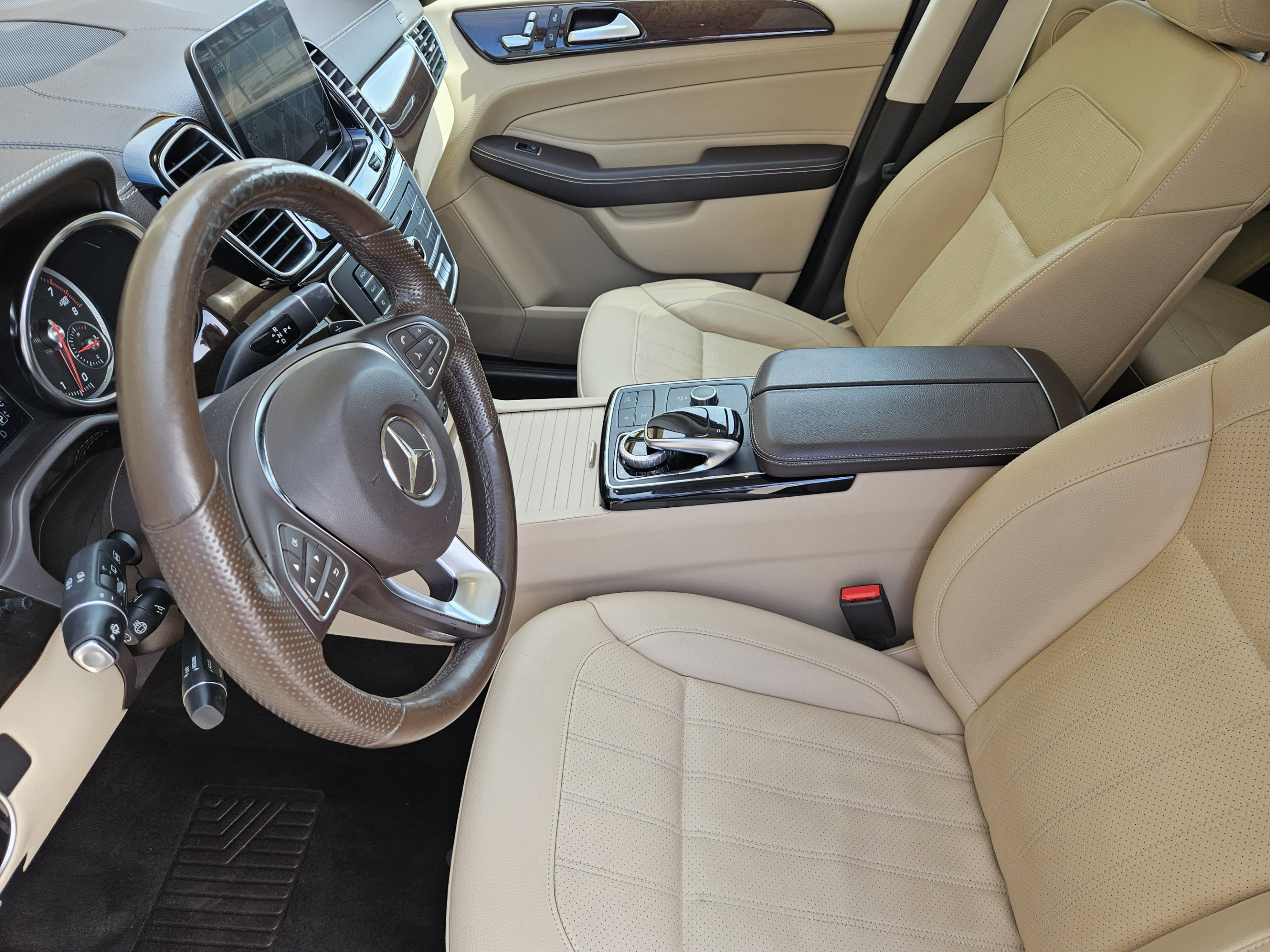 Used 2018 Mercedes-Benz GLE 350 4MATIC image 9