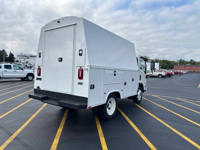 New 2024 Chevrolet Low Cab Forward RWD image 6