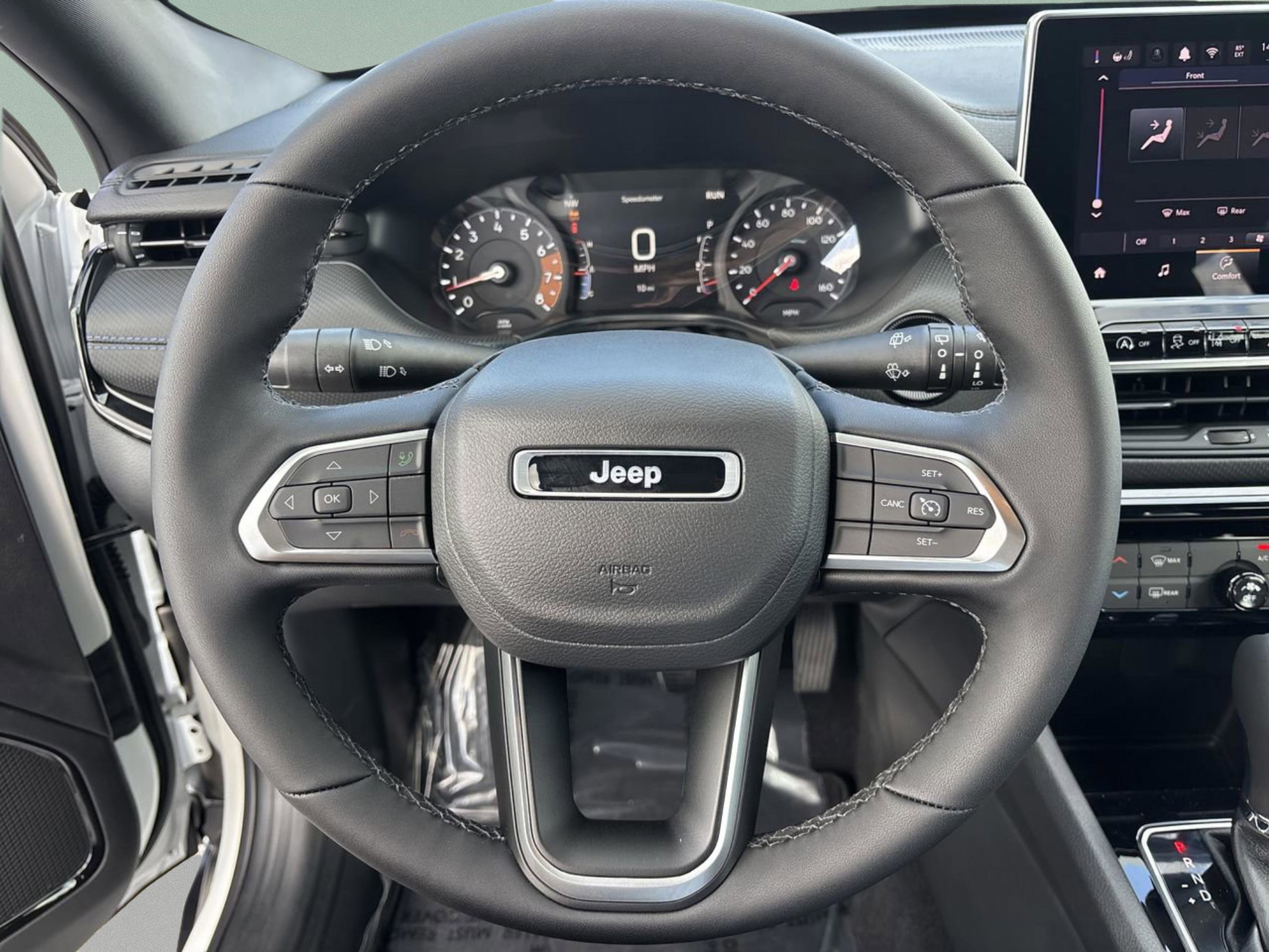 New 2026 Jeep Compass Latitude image 26