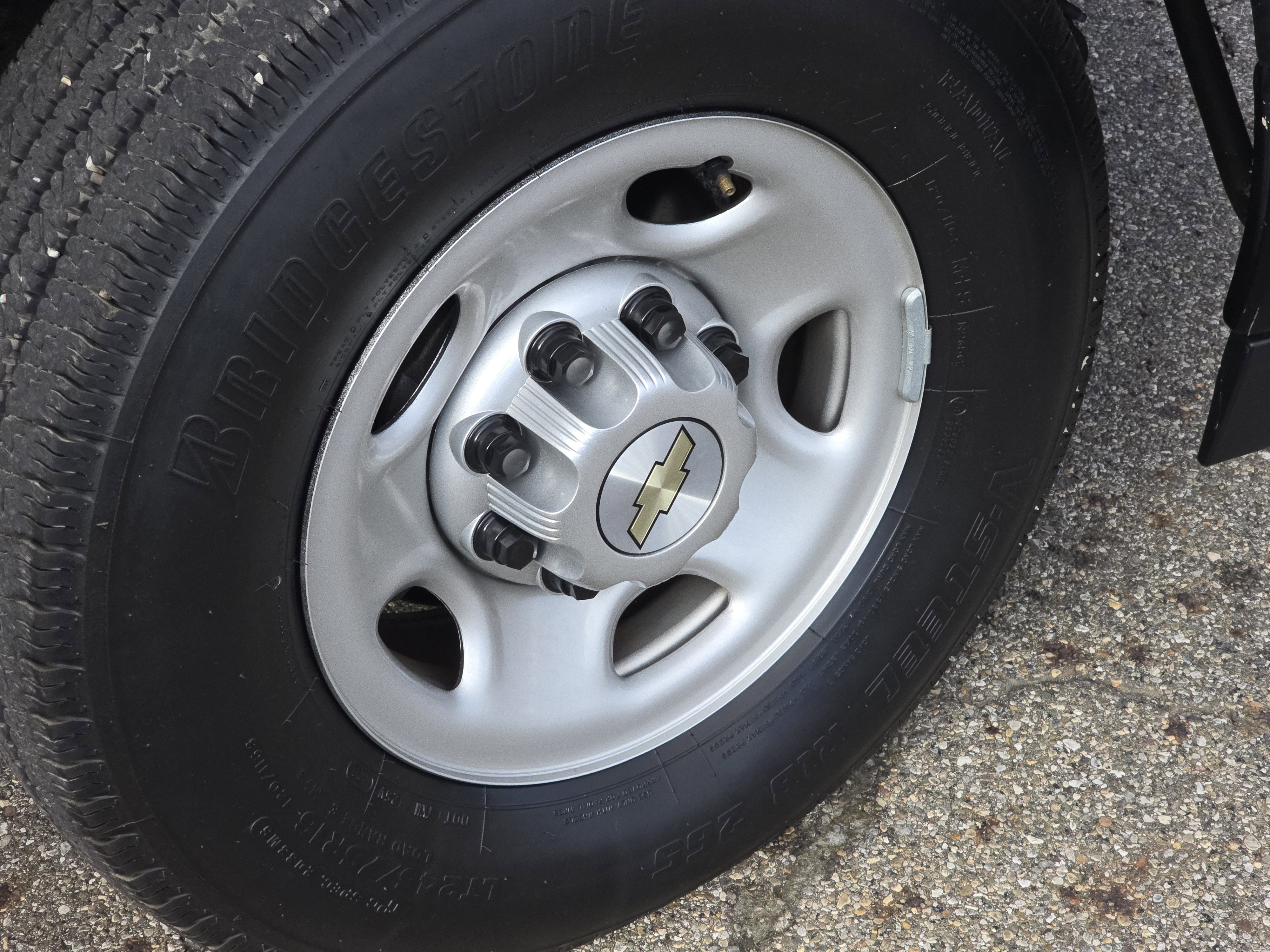 Used 2023 Chevrolet Express 3500 LS image 9