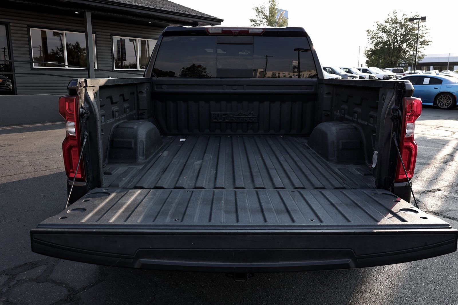 Used 2023 Chevrolet Silverado 1500 High Country image 6