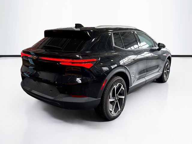 New 2026 Chevrolet Equinox EV LT image 6