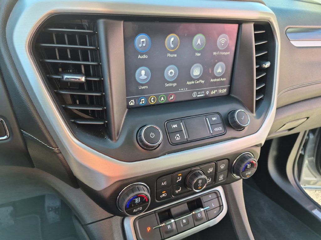 Used 2023 GMC Acadia SLT w/ Technology Package FWD image 19