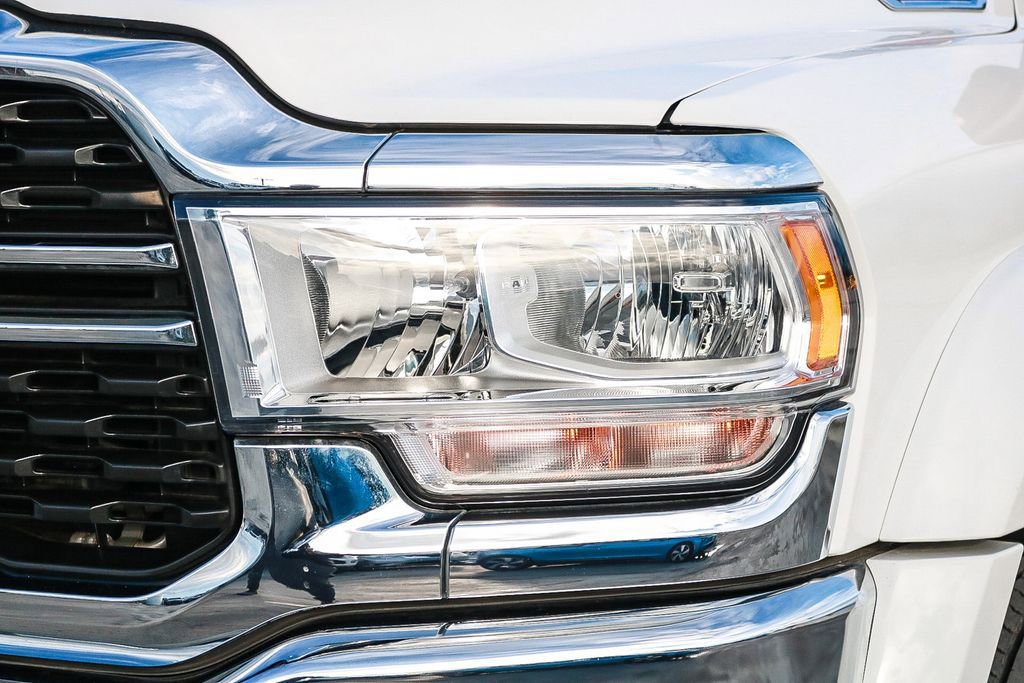 Used 2022 RAM 5500 SLT w/ Quick Order Package 2YG SLT image 5