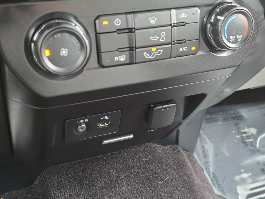 Used 2015 Ford F150 XLT w/ Equipment Group 301A Mid image 24