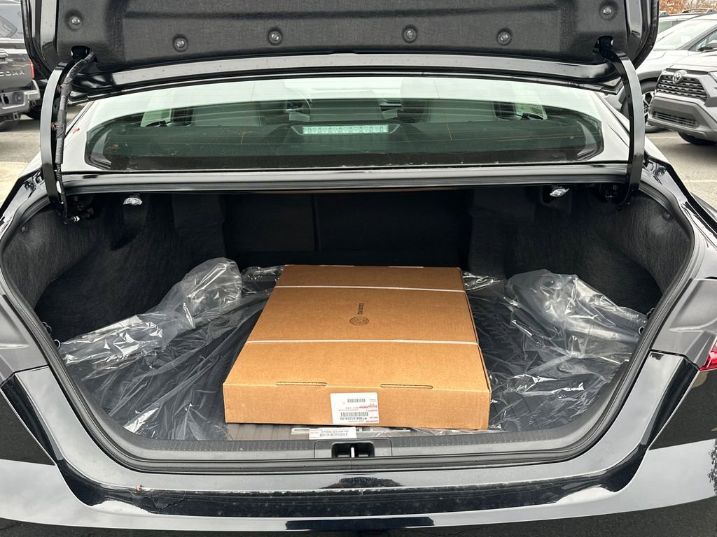 New 2026 Toyota Camry SE image 6