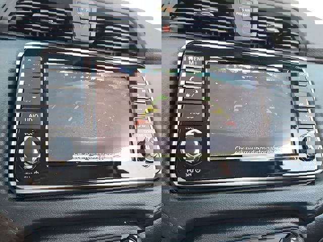 Used 2025 Nissan Versa S image 28