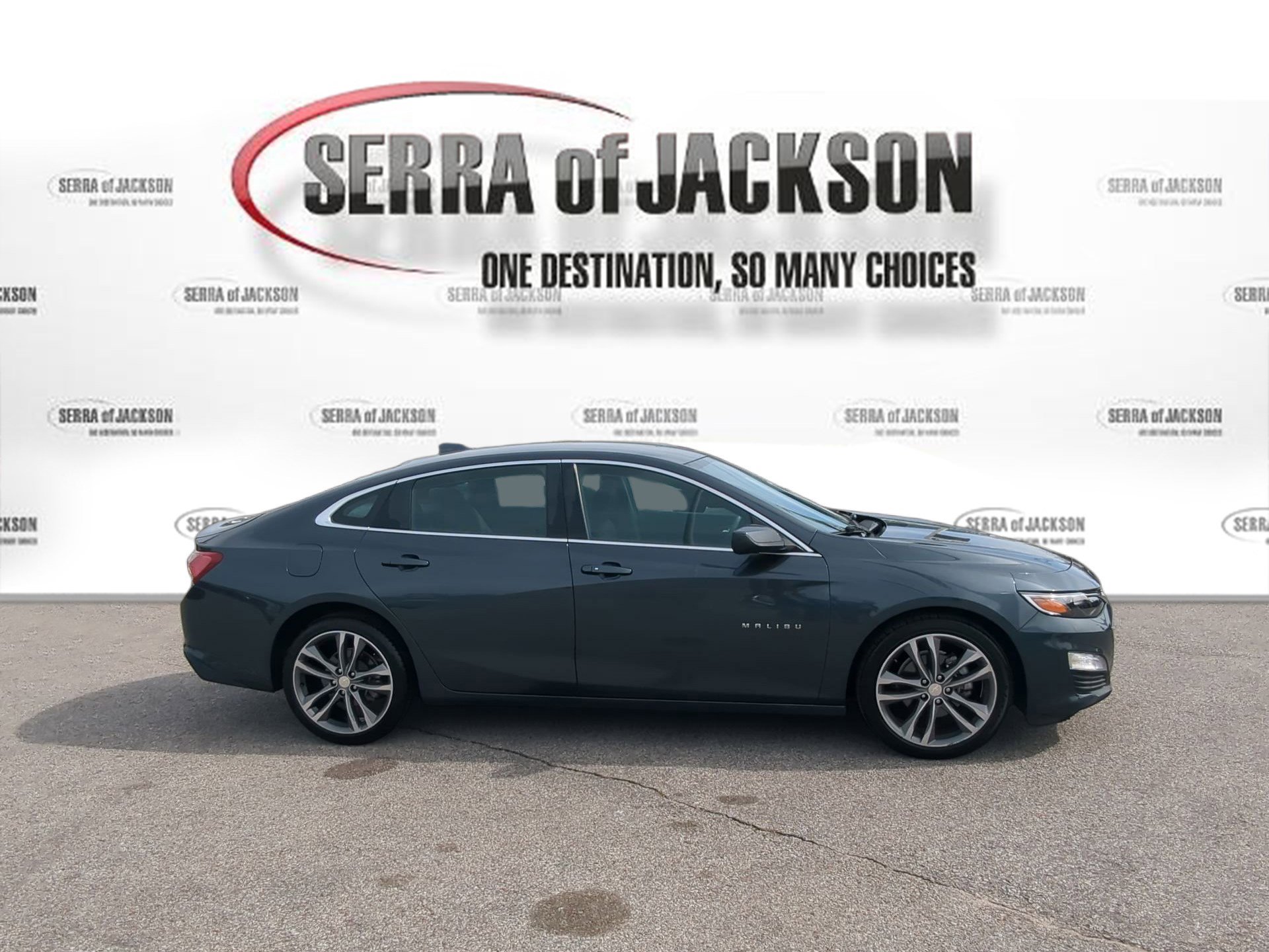 Used 2021 Chevrolet Malibu LT FWD image 9