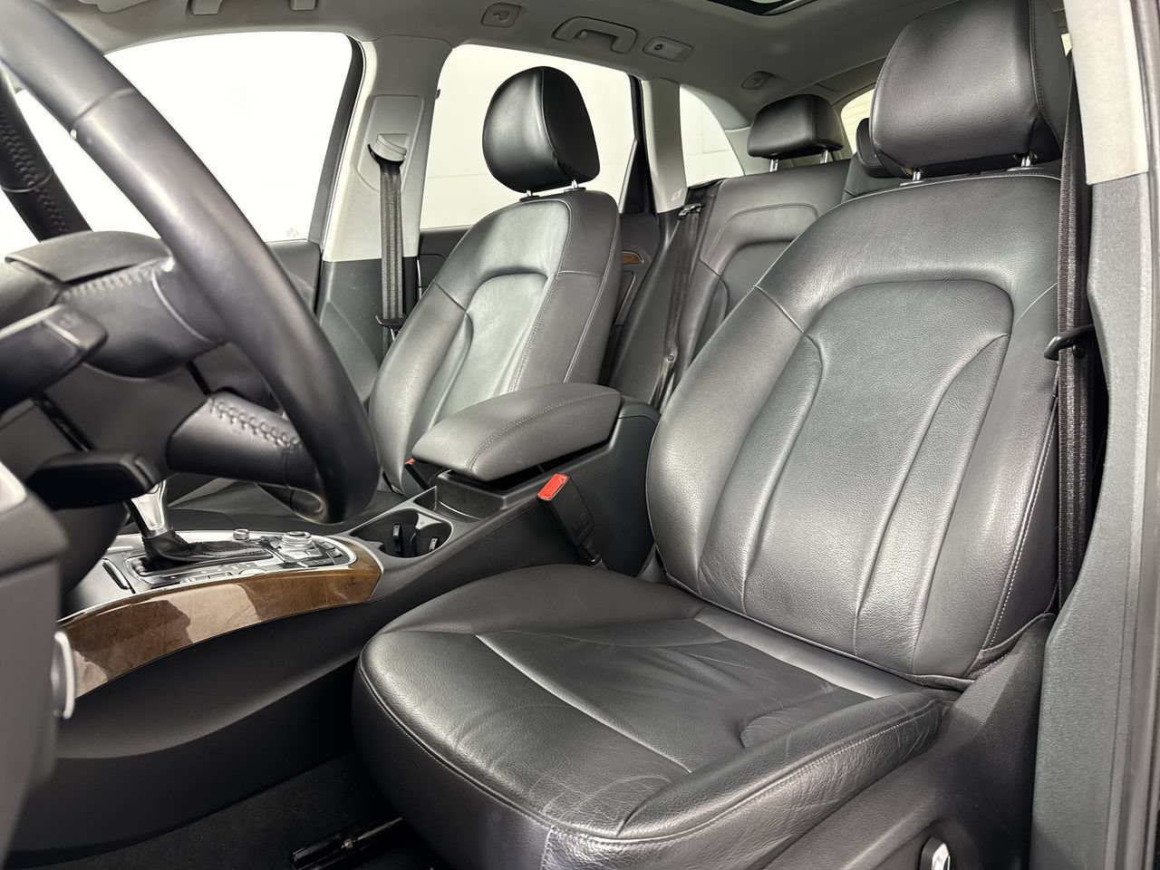 Used 2017 Audi Q5 2.0T Premium Plus w/ Technology Package AWD/4WD image 18