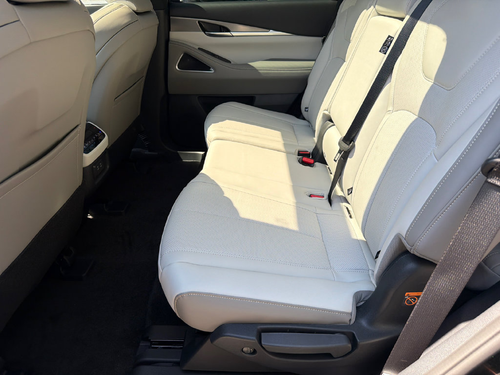 New 2027 INFINITI QX60 Luxe w/ Cargo Package FWD image 20