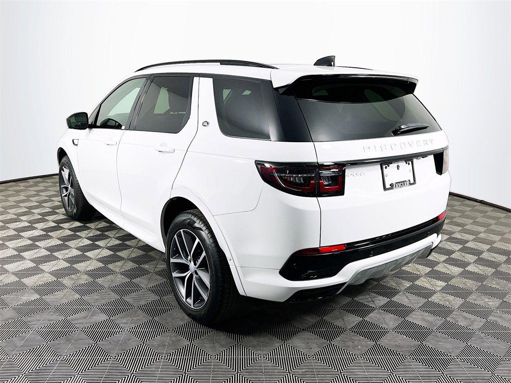 Used 2024 Land Rover Discovery Sport S image 7