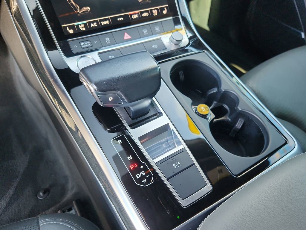Used 2019 Audi Q8 Premium Plus image 27