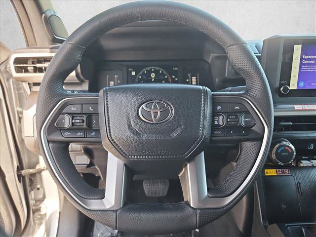 Certified 2026 Toyota Tacoma SR5 w/ SR5 Upgrade Package AWD/4WD image 13