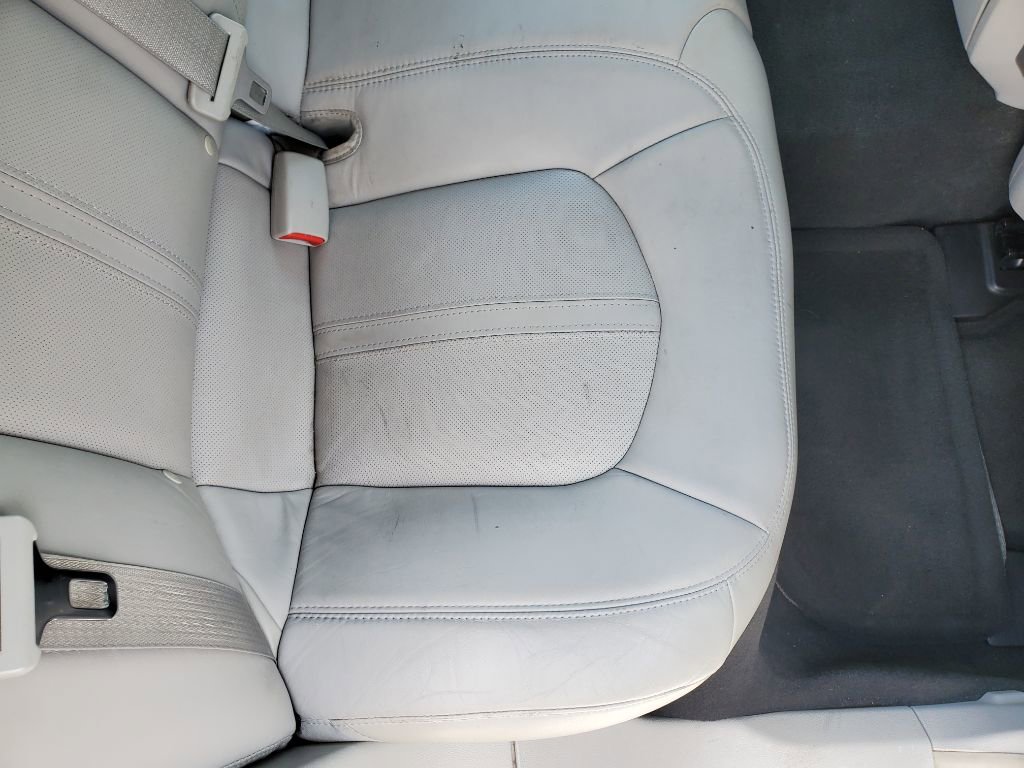 Used 2011 Cadillac CTS Luxury RWD image 34
