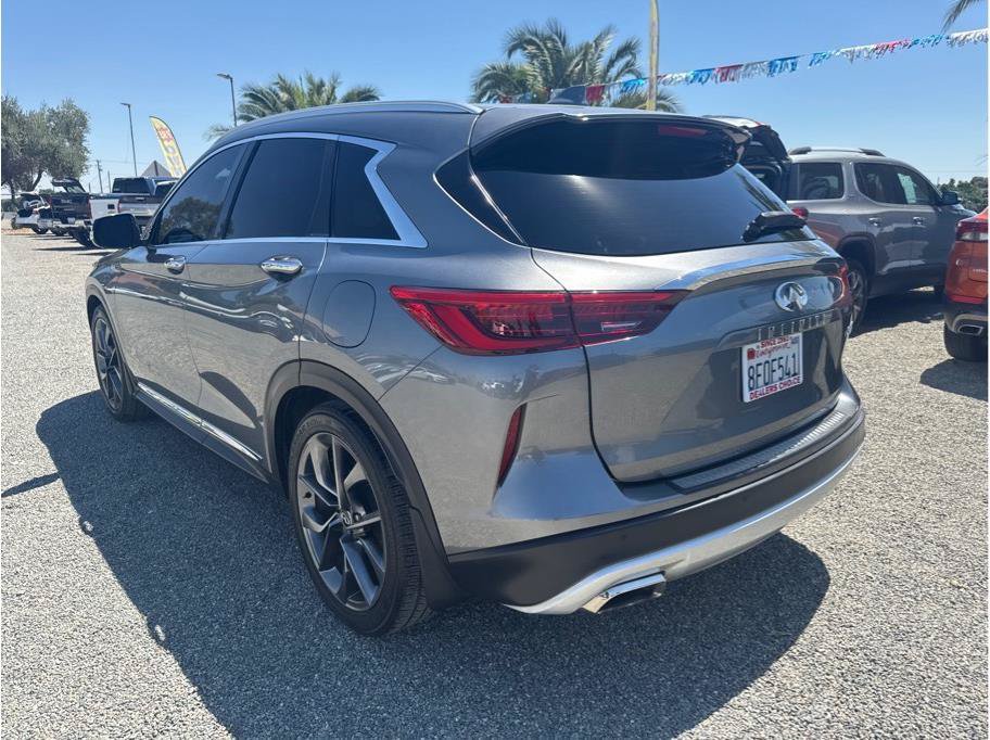 Used 2019 INFINITI QX50 Essential w/ Sensory Package AWD/4WD image 7