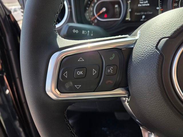 New 2026 Jeep Wrangler Unlimited Sahara AWD/4WD image 30