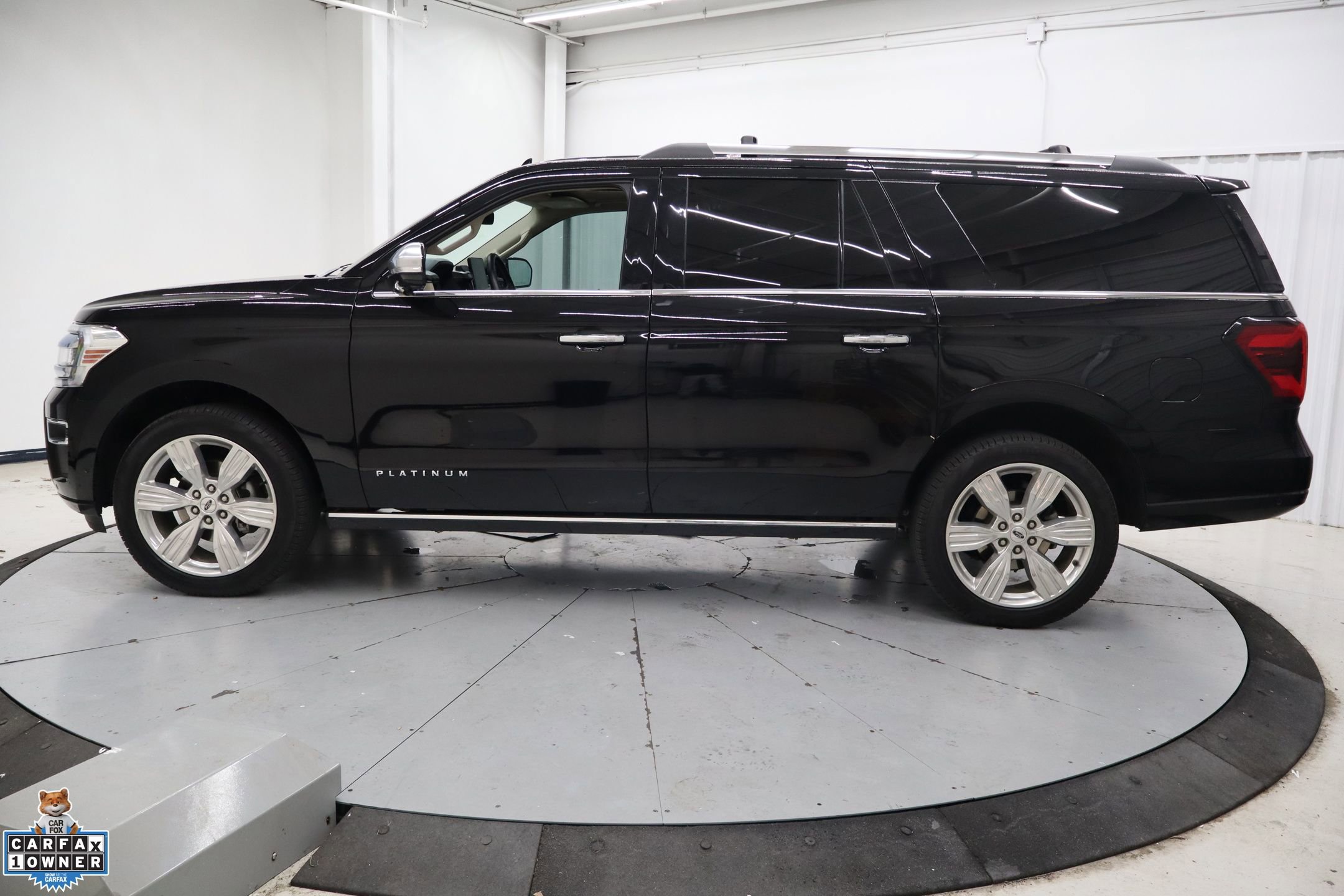 Used 2024 Ford Expedition Max Platinum image 9