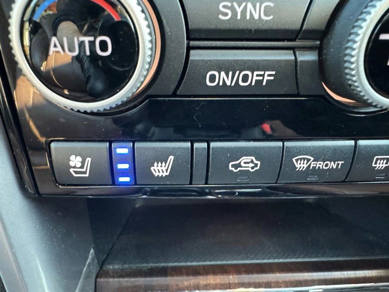 Used 2019 Subaru Ascent Touring image 21