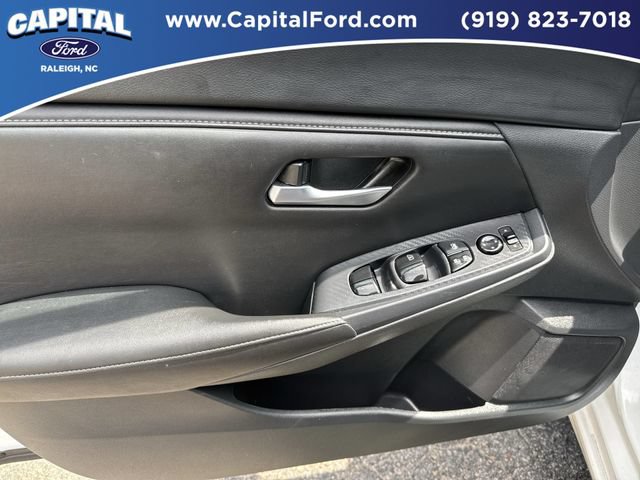 Used 2024 Nissan Sentra SV FWD image 19
