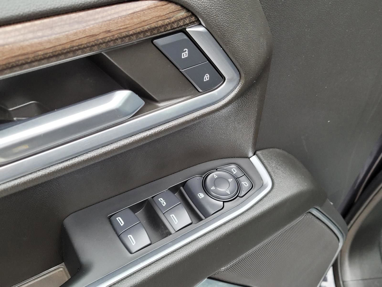 Used 2024 Chevrolet Silverado 1500 LT AWD/4WD image 19