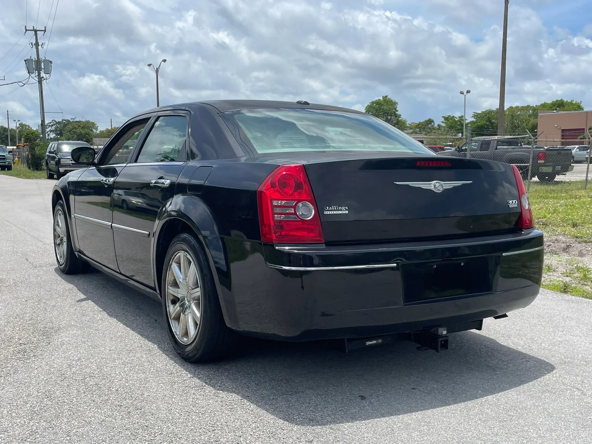 Used 2010 Chrysler 300 Touring RWD image 8
