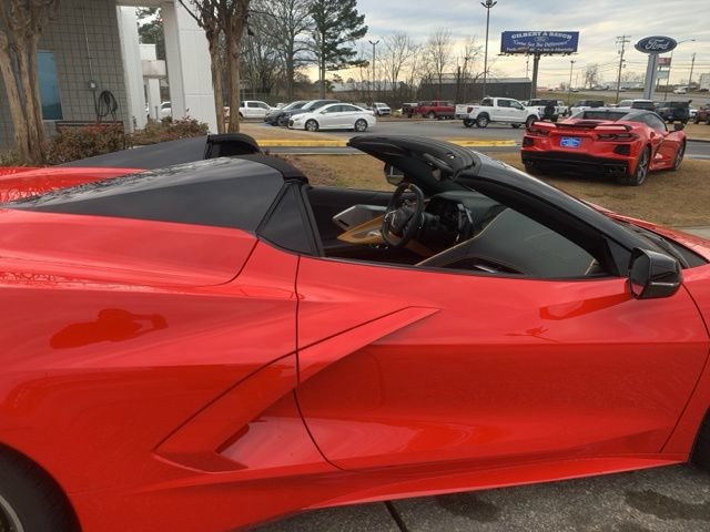 Used 2023 Chevrolet Corvette Stingray Preferred Conv w/ Z51 Performance Package image 4