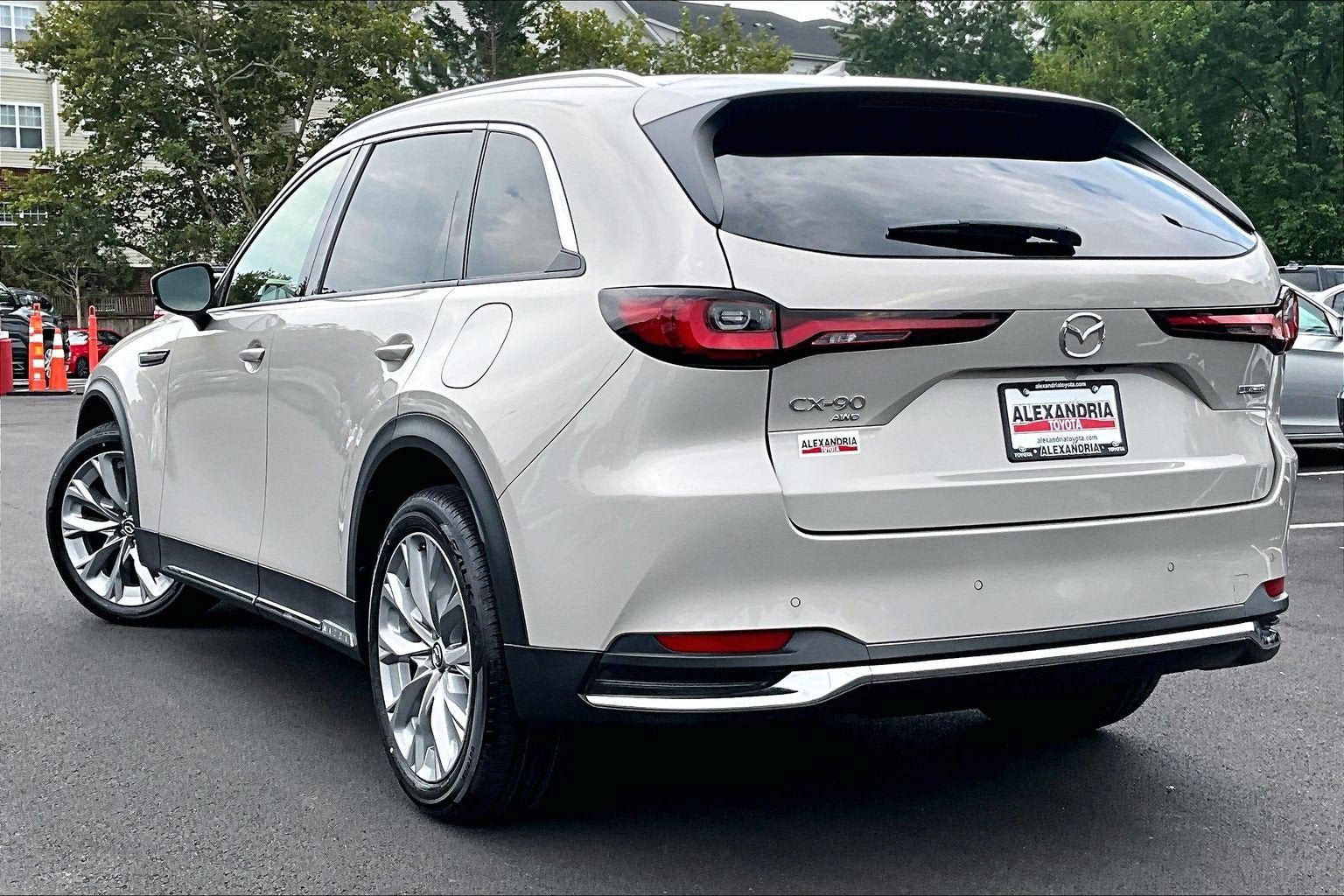 Used 2024 MAZDA CX-90 3.3 Turbo w/ Premium Package AWD/4WD image 10