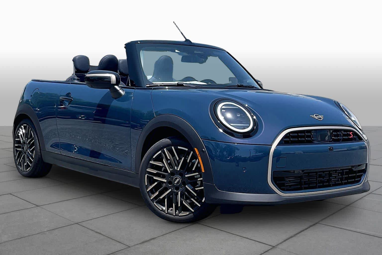 Used 2026 MINI Cooper S FWD image 2