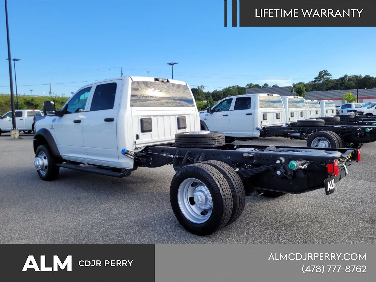 New 2025 RAM 4500 Tradesman w/ Safety Group AWD/4WD image 12