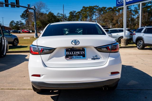 Used 2017 Toyota Yaris iA image 6