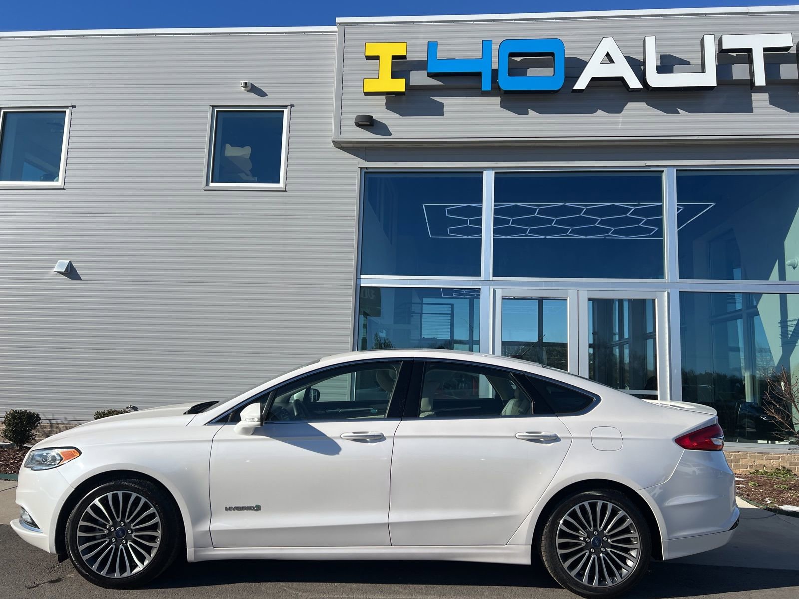 Used 2018 Ford Fusion Titanium image 15