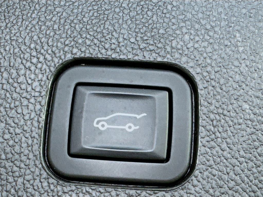 Used 2015 Cadillac SRX Luxury FWD image 33