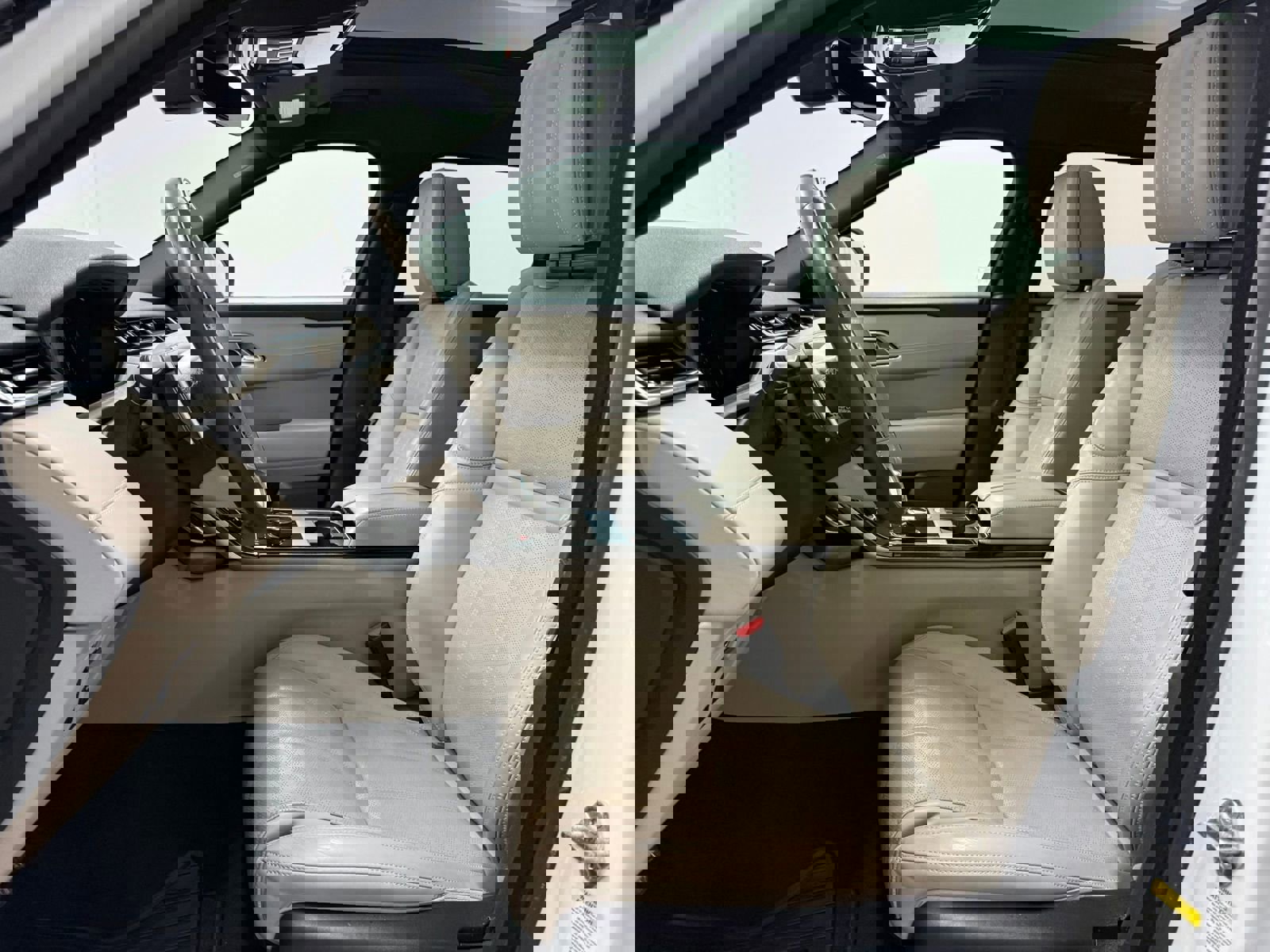 Used 2019 Land Rover Range Rover Velar R-Dynamic HSE image 25