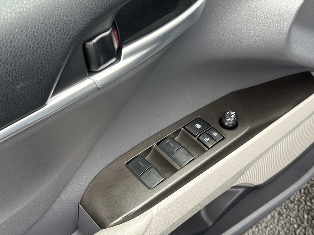 Used 2023 Toyota Camry LE image 23