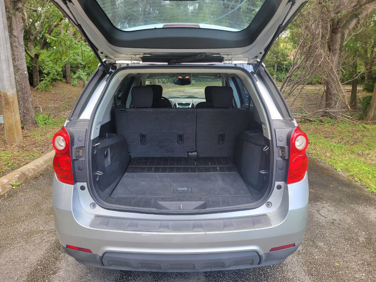 Used 2013 Chevrolet Equinox LS image 17